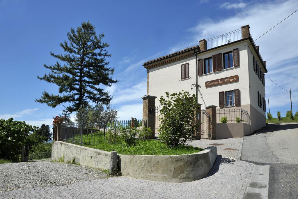Cascina San Michele Bed & Breakfast Костилиоле ди Асти Екстериор снимка