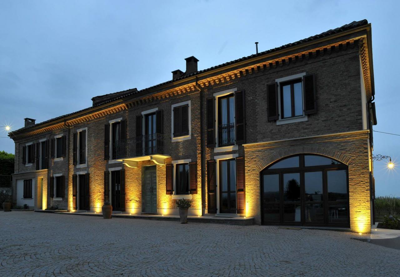 Cascina San Michele Bed & Breakfast Костилиоле ди Асти Екстериор снимка